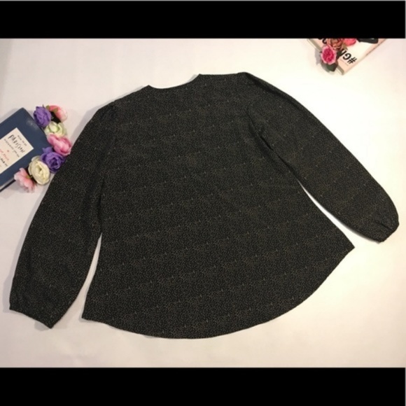 Lovers + Friends black blouse polka dot top v neck - Picture 4 of 6